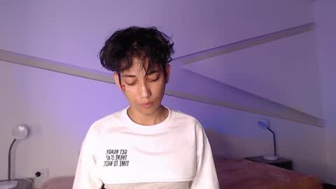 Alana online show from 03/01/25, 12:39