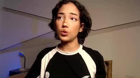 Alana online show from 09/08/25, 09:58