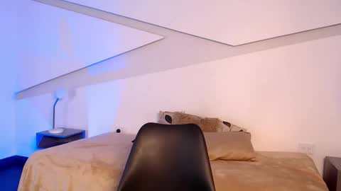 Alana online show from 12/03/25, 09:02