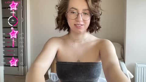 Lina online show from 02/07/25, 11:56