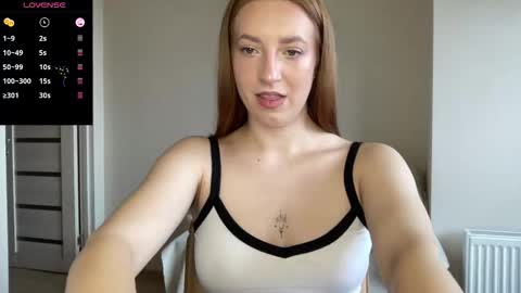 Lina online show from 10/09/25, 10:24