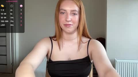 Snapshot of hot_lliinns chatting on 05/15/26, 07:37 Lina online show from 05/15/26, 07:37