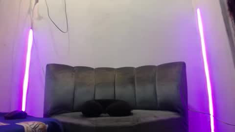 angel online show from 03/03/26, 02:50