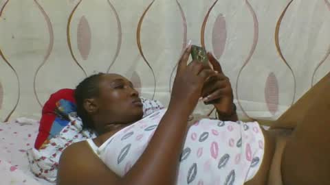 Snapshot of hot_masha chatting on 02/14/25, 10:28 hot_masha online show from 02/14/25, 10:28