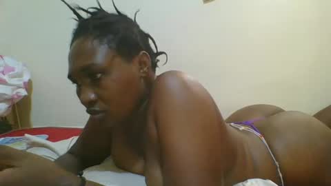 Snapshot of hot_masha chatting on 03/06/25, 12:19 hot_masha online show from 03/06/25, 12:19