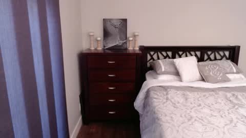 Rose Redwood online show from 09/28/25, 12:38