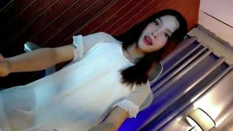 Snapshot of hot_olivia69 chatting on 06/05/26, 04:56 hot_olivia69 online show from 06/05/26, 04:56