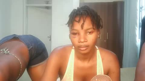 Hot petite online show from 04/29/26, 10:19