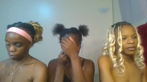 Hot petite online show from 06/08/26, 02:06