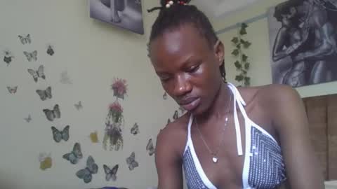 hot petite100 online show from 11/25/25, 09:31