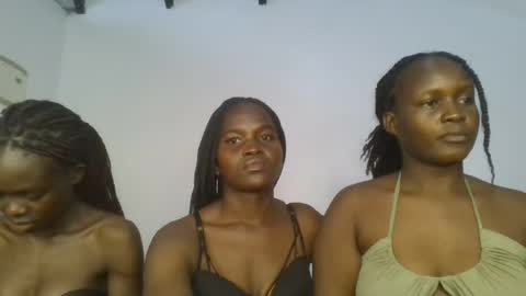 Snapshot of hot_petite12 chatting on 06/29/26, 01:33 Petite online show from 06/29/26, 01:33