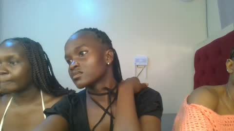 Snapshot of hot_petite12 chatting on 07/10/26, 05:15 Petite online show from 07/10/26, 05:15