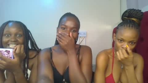 Snapshot of hot_petite12 chatting on 07/11/26, 05:26 Petite online show from 07/11/26, 05:26