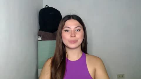 Nikki  online show from 04/15/26, 03:52