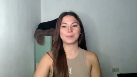 Nikki  online show from 04/21/26, 07:06