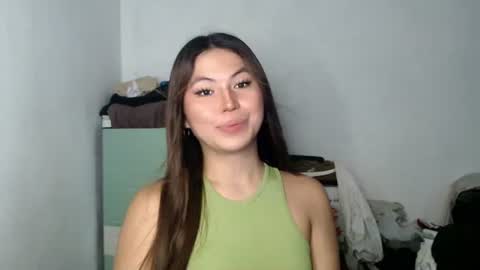 Nikki  online show from 04/28/26, 09:31
