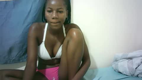 Snapshot of hot_reenor chatting on 05/14/26, 10:11 reenor online show from 05/14/26, 10:11