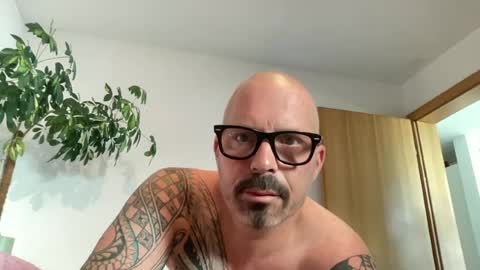 Snapshot of hot_sex83 chatting on 07/02/26, 07:58 letmedoo2 online show from 07/02/26, 07:58