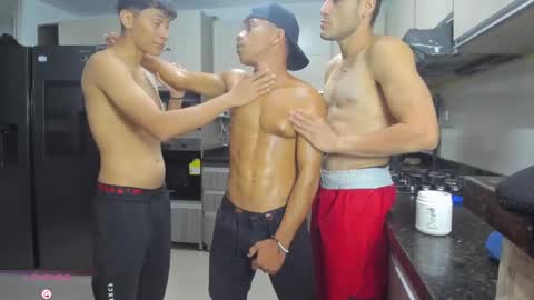 Vanesa Oliver and Andrew online show from 09/27/25, 11:10