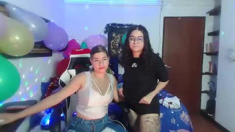 Snapshot of hot_sexy_bunny chatting on 12/20/24, 08:12 hot sexy bunny online show from 12/20/24, 08:12