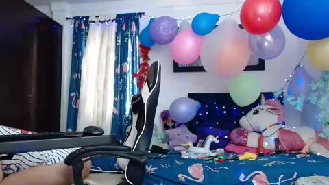 Snapshot of hot_sexy_bunny chatting on 02/03/25, 06:28 hot sexy bunny online show from 02/03/25, 06:28