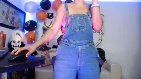 Snapshot of hot_sexy_bunny chatting on 10/27/25, 02:10 hot sexy bunny online show from 10/27/25, 02:10