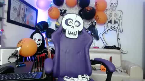 Snapshot of hot_sexy_bunny chatting on 10/31/25, 02:29 hot sexy bunny online show from 10/31/25, 02:29