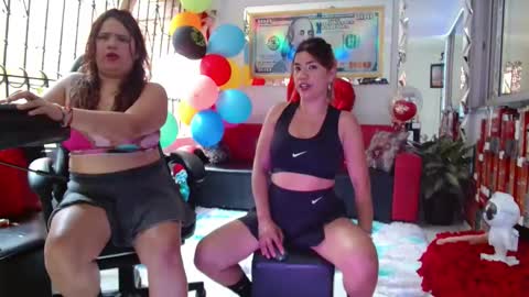 Snapshot of hot_sexy_bunny chatting on 11/12/25, 04:18 hot sexy bunny online show from 11/12/25, 04:18