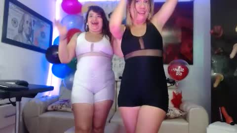 Snapshot of hot_sexy_bunny chatting on 11/26/25, 03:13 hot sexy bunny online show from 11/26/25, 03:13