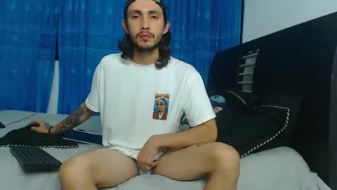 Hot Sharks   online show from 09/14/25, 05:28