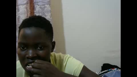 Snapshot of hot_shawrry chatting on 02/14/25, 11:42 hot_shawrry online show from 02/14/25, 11:42