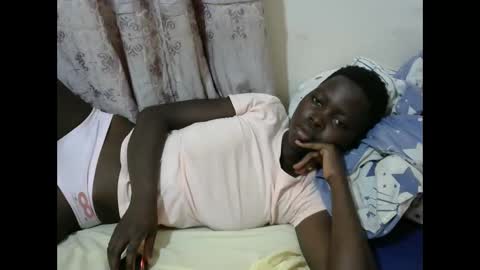 Snapshot of hot_shawrry chatting on 03/06/25, 11:03 hot_shawrry online show from 03/06/25, 11:03