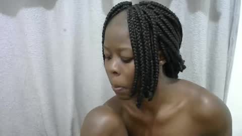 esiiii online show from 04/21/26, 06:23