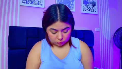 hot_sweetness_fire online show from 11/19/25, 12:05