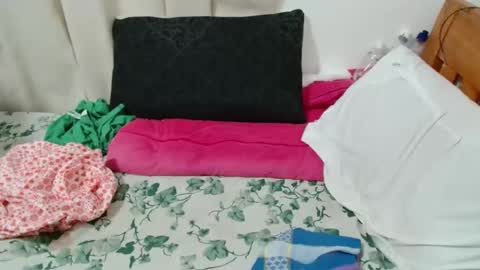 hot_tallie online show from 05/10/26, 07:08