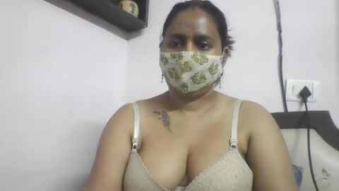Snapshot of hot_tanvi chatting on 04/17/26, 07:22 Tanvi online show from 04/17/26, 07:22