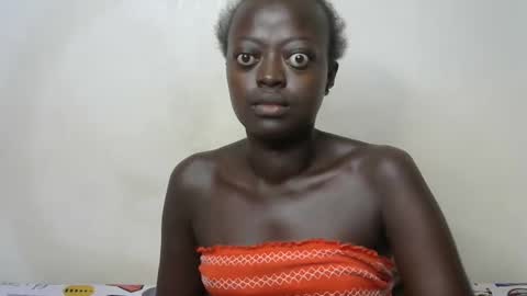 hot_tashaa online show from 04/19/26, 07:38