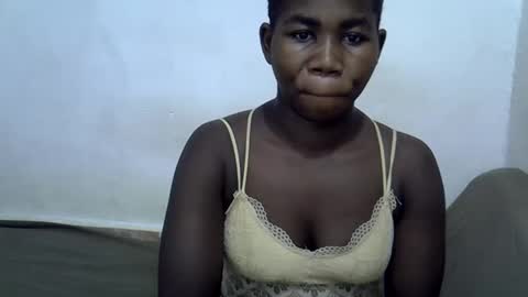 hotagrace online show from 11/01/25, 11:12