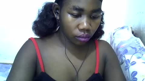 hotagrace online show from 12/19/25, 02:29