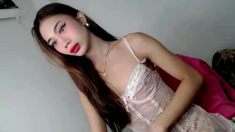 hotasian2345 online show from 01/12/26, 11:43