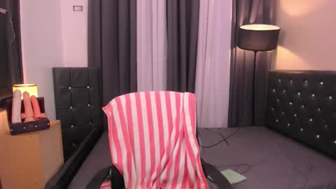 Snapshot of hotasian_janella chatting on 03/09/26, 01:15 janella and ken online show from 03/09/26, 01:15