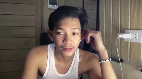 hotasian_jerome online show from 04/17/26, 11:02