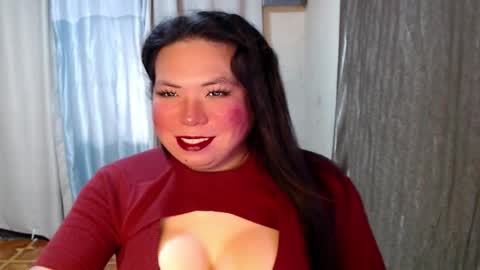 Snapshot of hotasian_mama chatting on 10/13/25, 07:30 Grace online show from 10/13/25, 07:30
