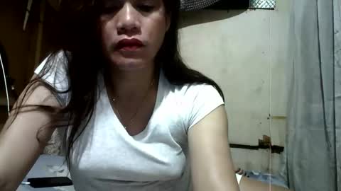 Snapshot of hotasian_pinayx chatting on 09/21/25, 12:29 hotasian_pinayx online show from 09/21/25, 12:29