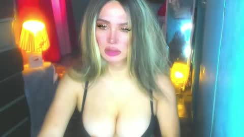 T A N Y A online show from 10/21/25, 01:50