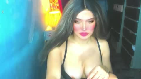 Snapshot of hotbabe_tanya chatting on 05/15/26, 03:02 T A N Y A online show from 05/15/26, 03:02