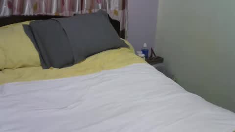 spicy online show from 04/23/26, 10:36