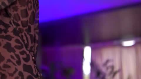 Anais online show from 09/29/25, 06:29