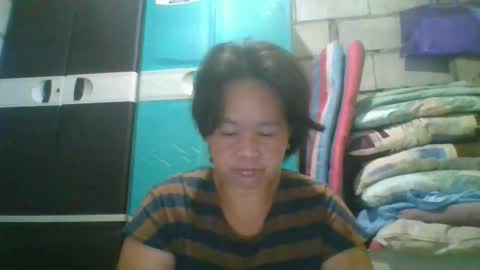 Snapshot of hotchicks4uxx chatting on 01/08/26, 12:24 hotchicks4uxx online show from 01/08/26, 12:24