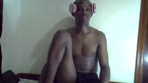 hotcum256 online show from 04/15/26, 06:04